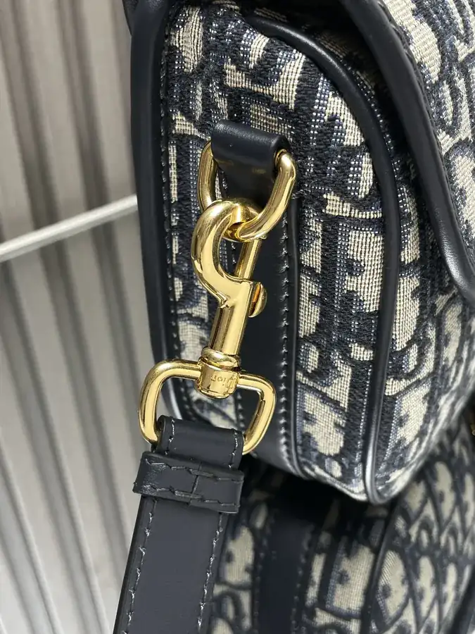 Bobby Handbag in Blue Classic Midsize