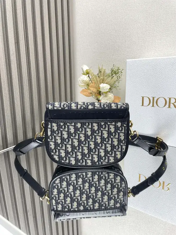 Bobby Handbag in Blue Classic Midsize