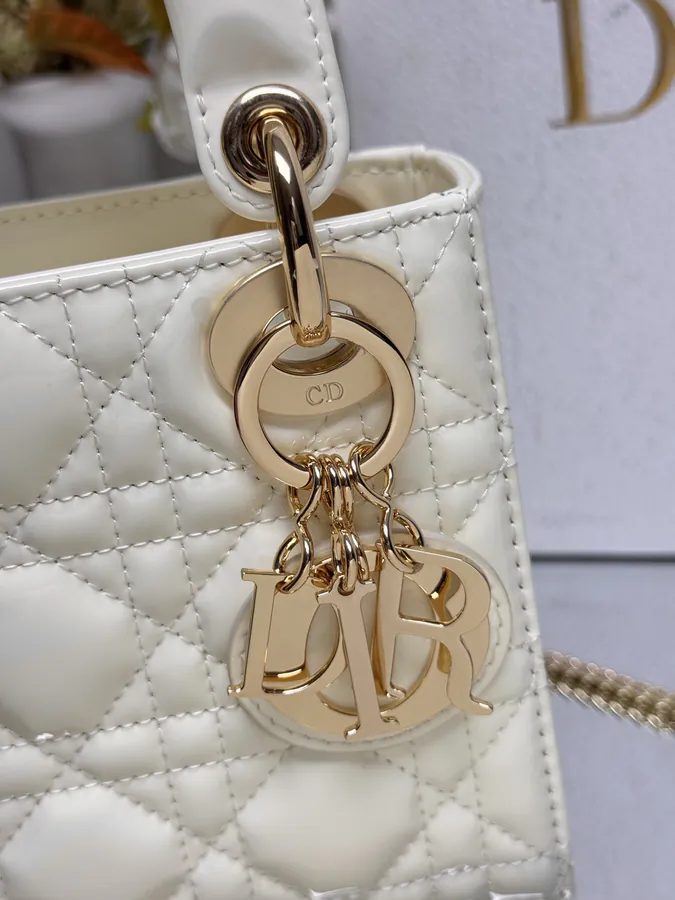 Classic Lady Three Compartment Ivory Lacquered Patent