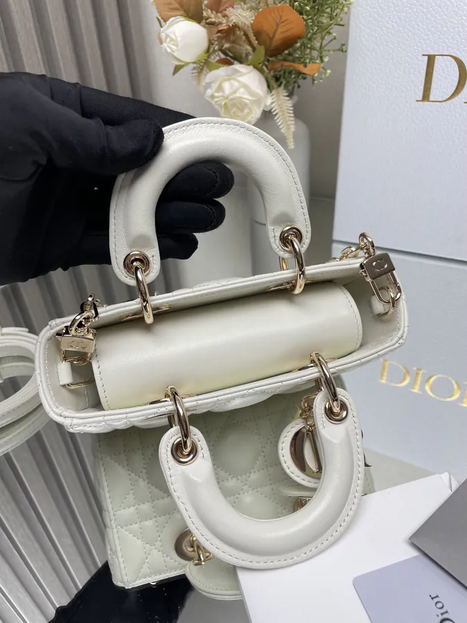 Lady D−Joy Crossbody Bag in Cream White