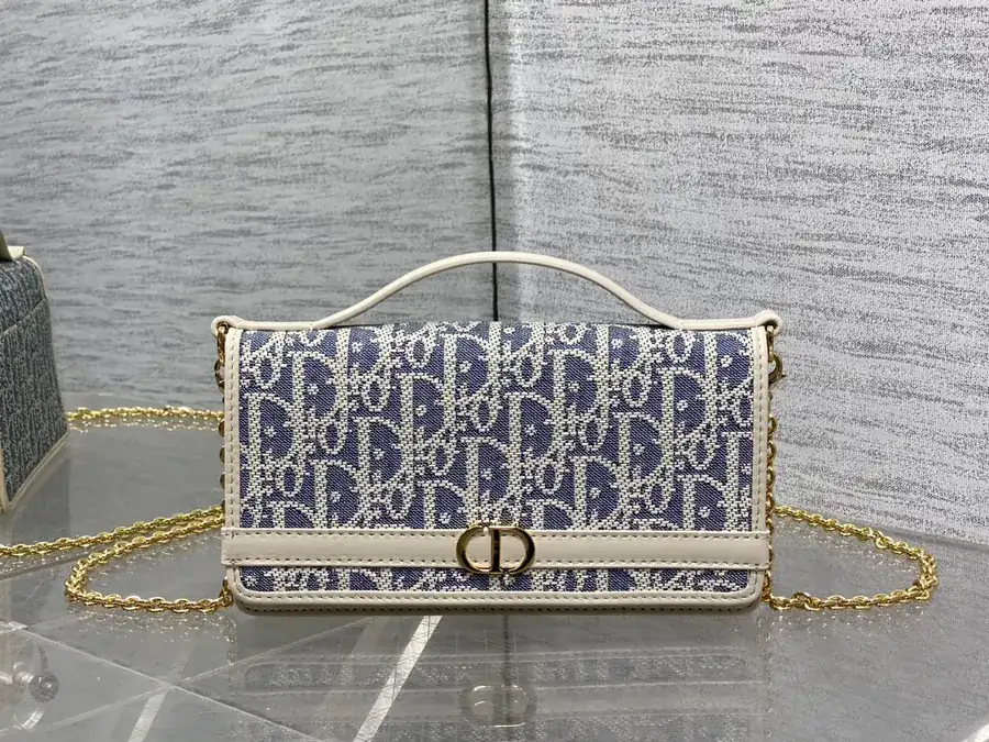 P500 Handmade Cigale Bag 30 Montaigne