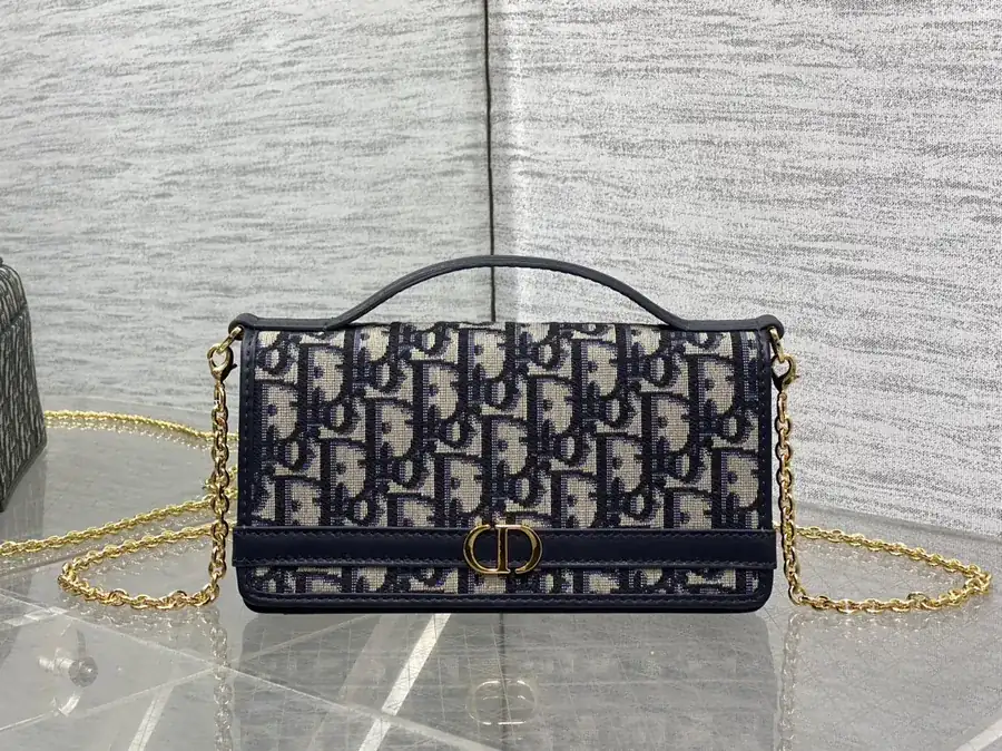 P500 Handmade Cigale Bag 30 Montaigne