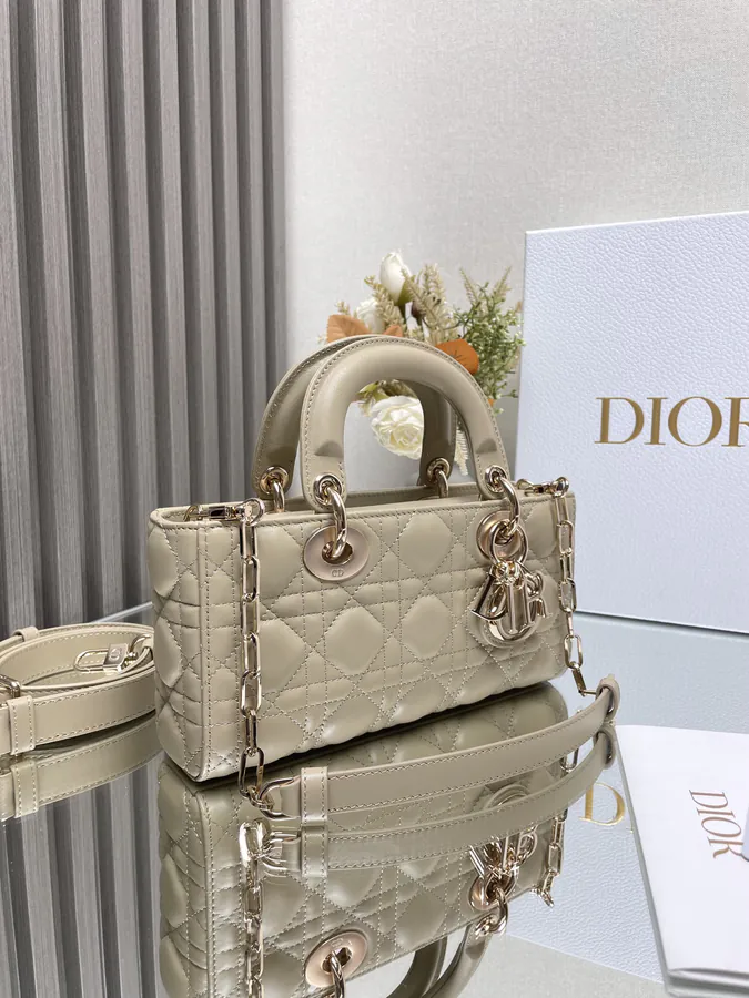 D Joy Pr650 Small Bucket Bag