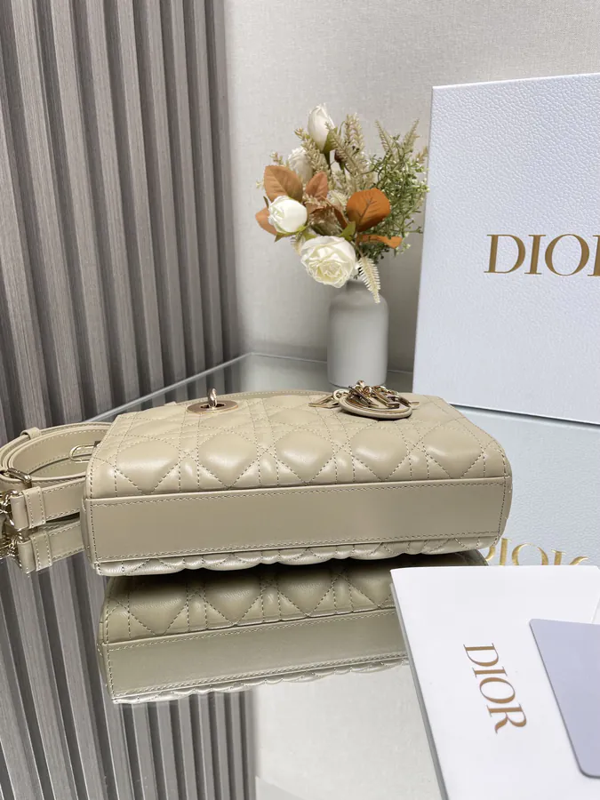 D Joy Pr650 Small Bucket Bag