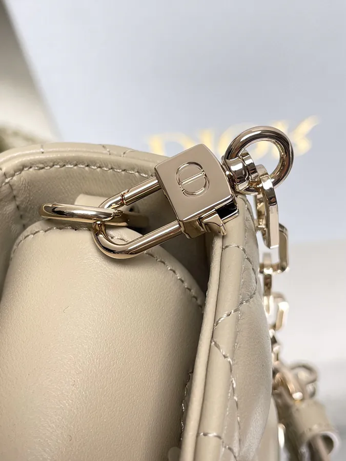 D Joy Pr650 Small Bucket Bag