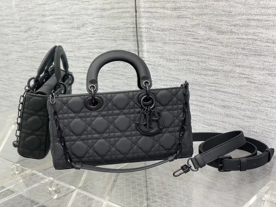D joy Bucket Bag with Adjustable Straps