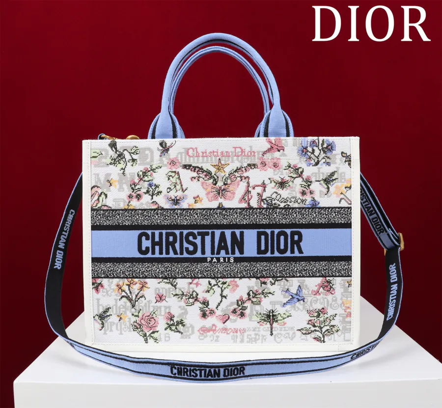 New Tote with Adjustable Strap