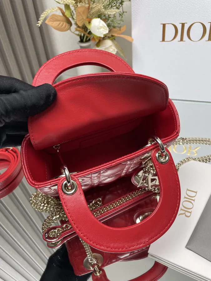 Classic Lady Three Compartment Red Grained Calfskin Tote
