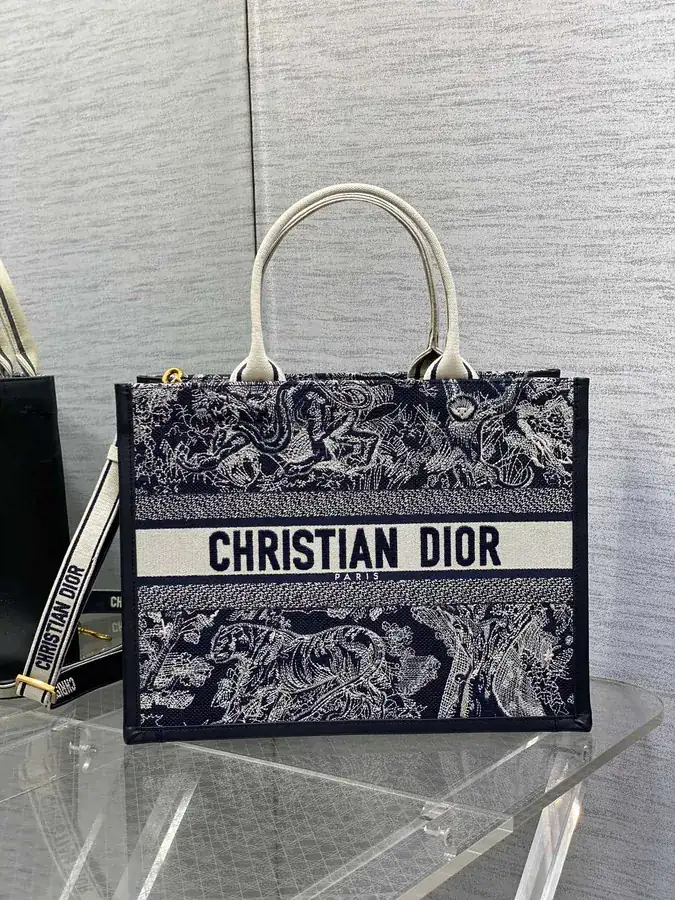 Top Tote Autumn Winter Tiger Series, Medium Tote Handbag