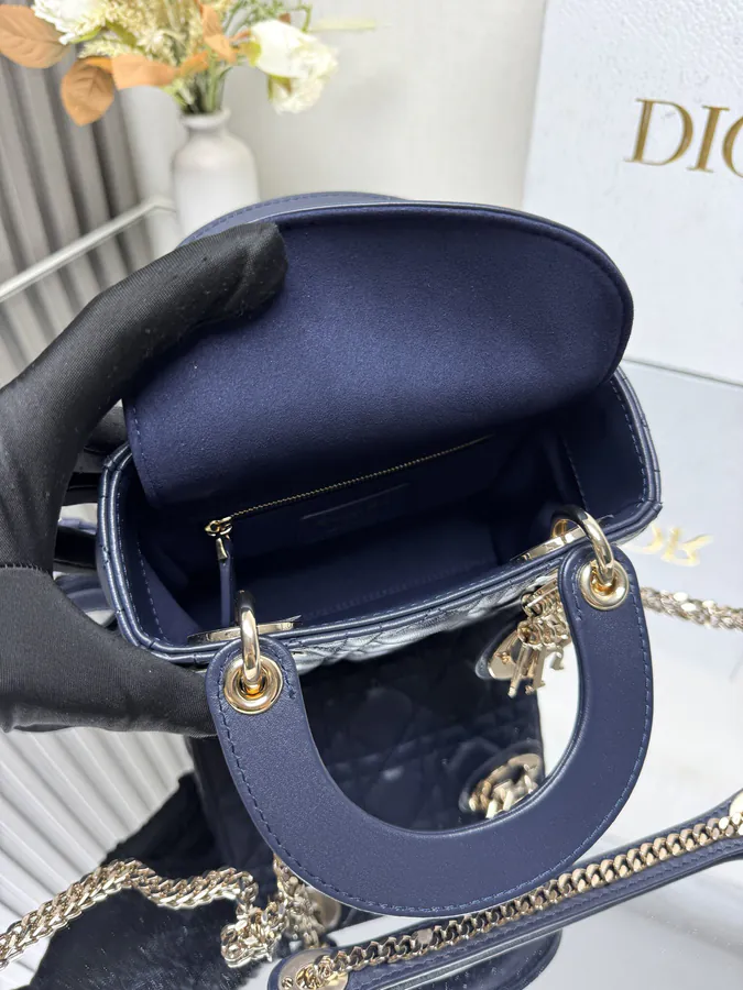 Classic Lady Three Compartment Blue Lamb Leather