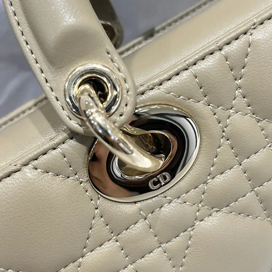 D Joy Bucket Bag Small Size