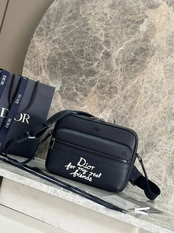 AND HYLTON NEL Limited Edition Zip Messenger Bag
