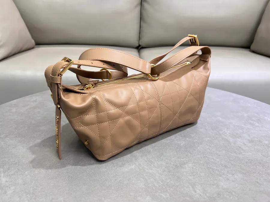 D Journey Handbag P850