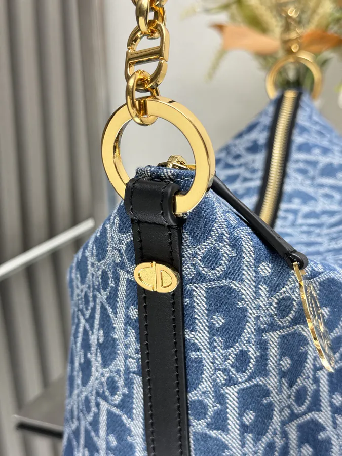Star Hobo Chain Bag Blue Oblique Print