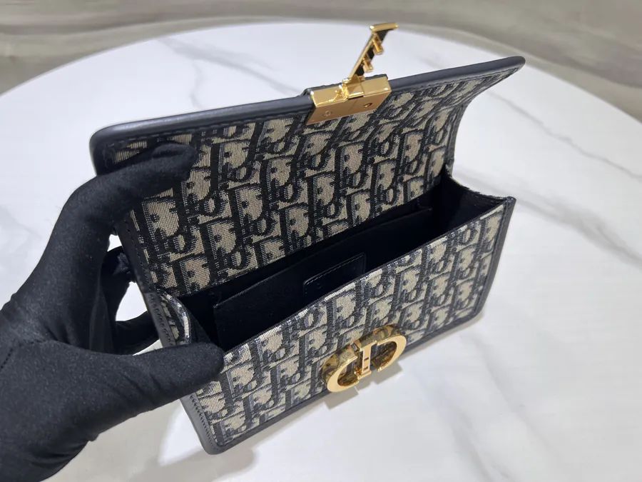 30 Montaigne Chain Clutch Mini Size