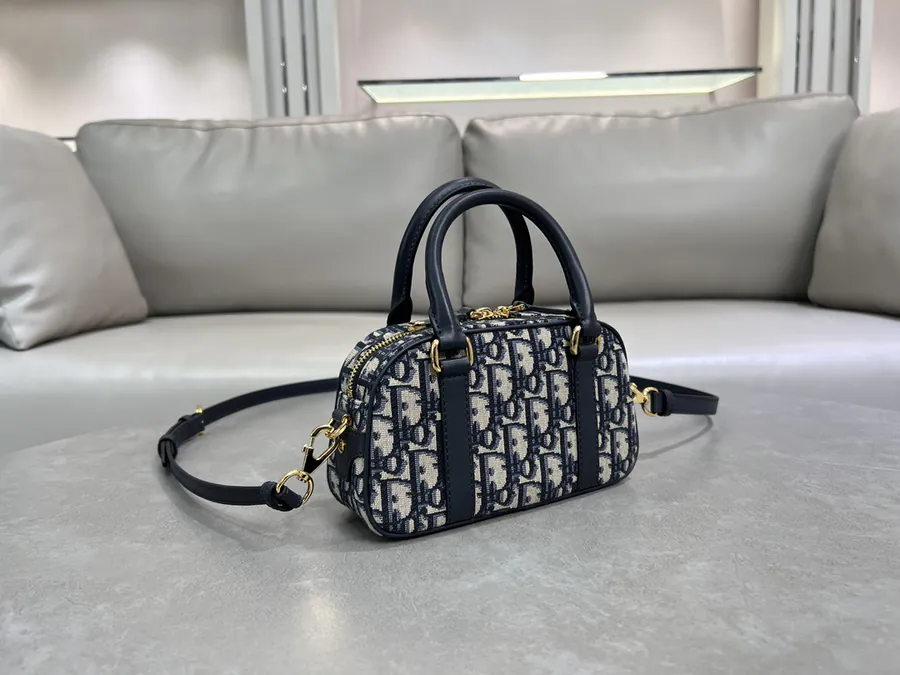 D Vibe East West Mini Tote 2025 Spring/Summer Collection