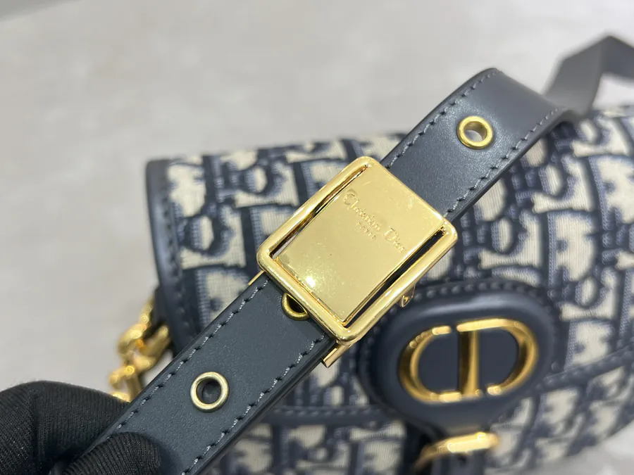 Bobby Small Handbag Vintage Style