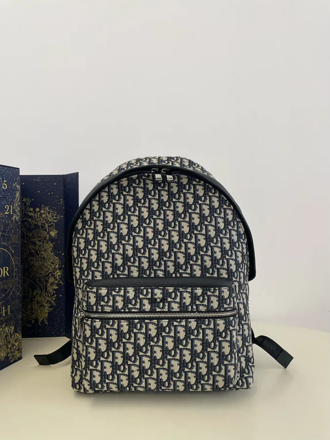 P600 Premium Original Canvas Backpack with Classic Monogram