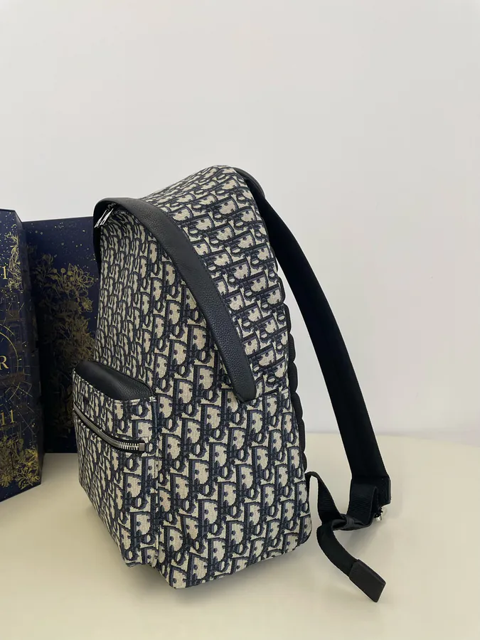 P600 Premium Original Canvas Backpack with Classic Monogram