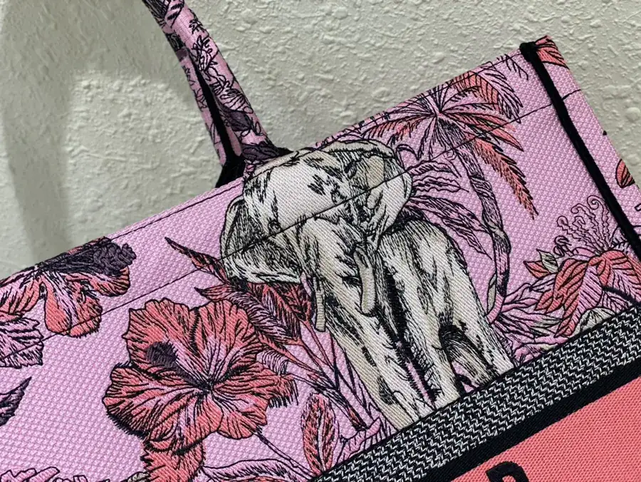 P600 Pink Elephant Shopping Bag