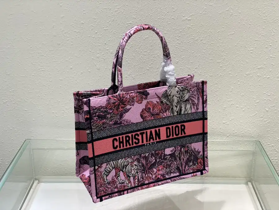 P550 Pink Elephant Book Tote