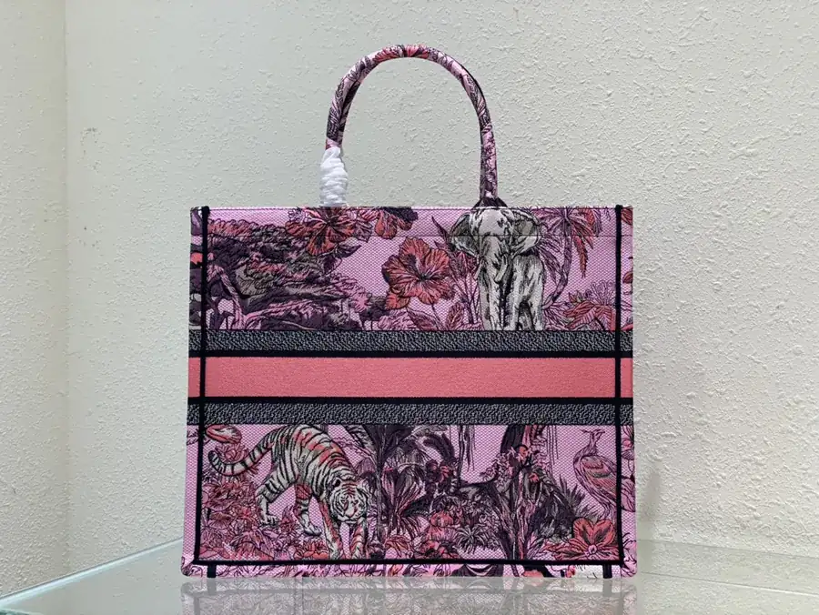 P600 Pink Elephant Book Tote