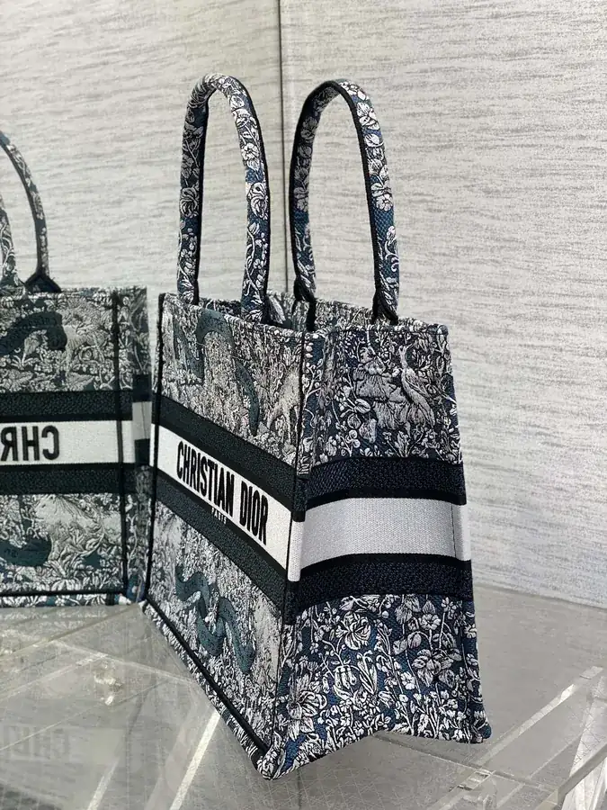 P500 Blue Tote Autumn Winter Collection