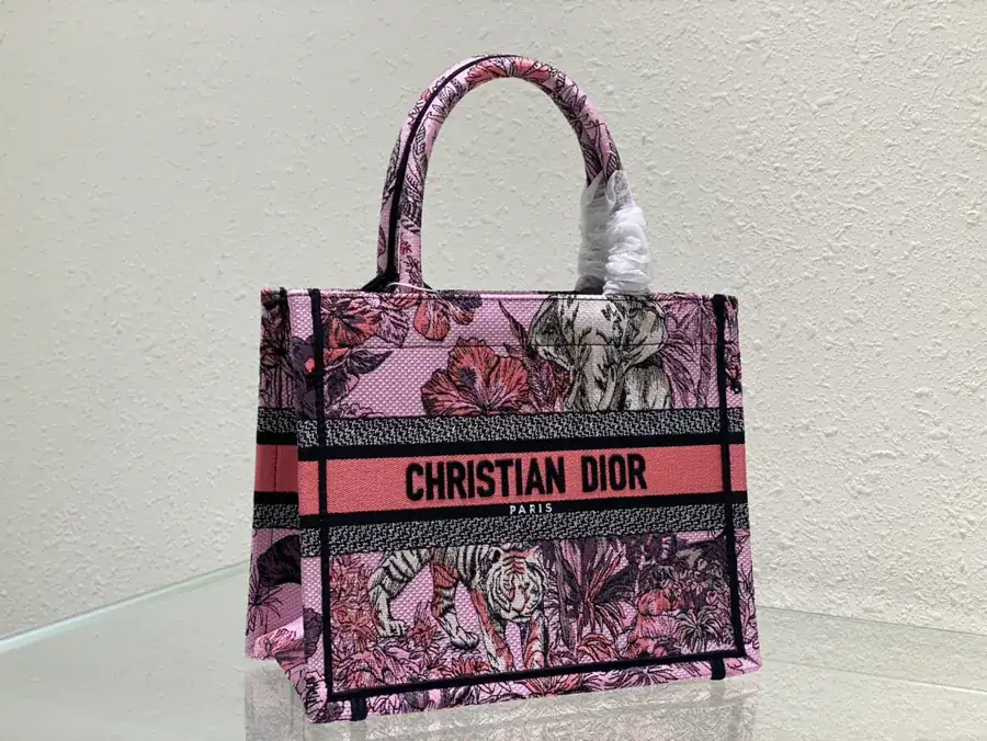 P500 Pink Elephant Shopping Bag