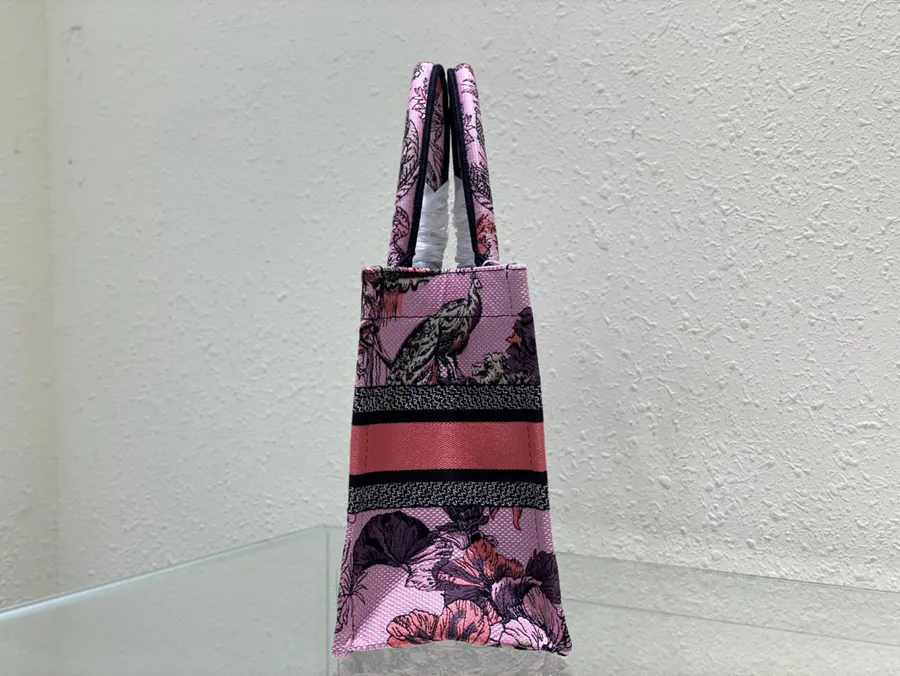 P500 Pink Elephant Shopping Bag