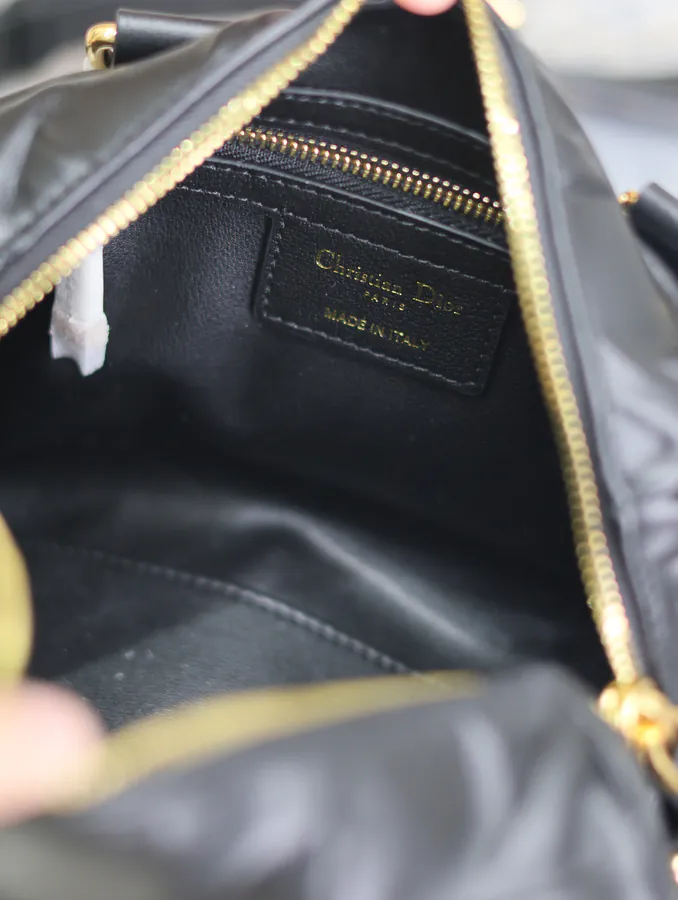 Groove 20 Handbag Small Black Embossed Chevron
