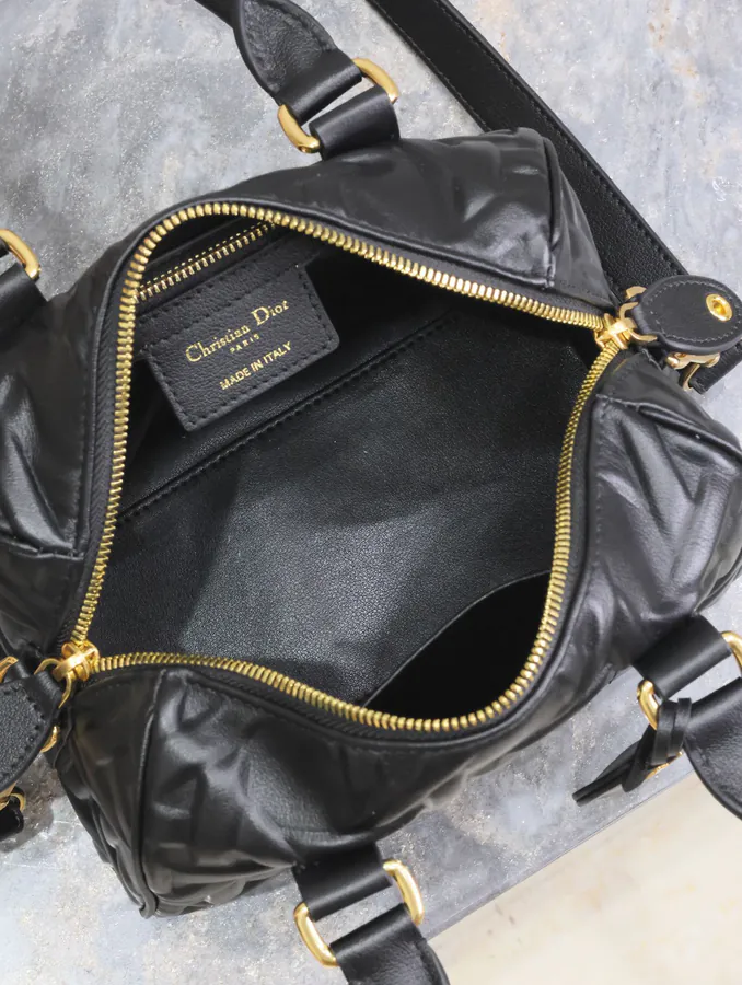 Groove 20 Handbag Small Black Embossed Chevron