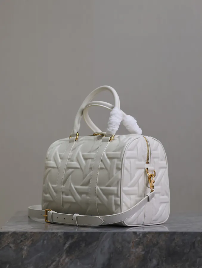 Groove 25 Handbag Large White Embossed Chevron