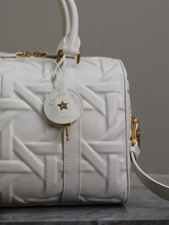Groove 25 Handbag Large White Embossed Chevron