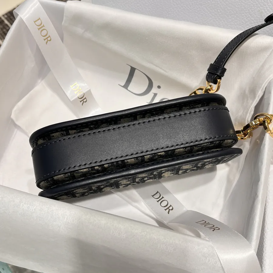 Montaigne Avenue Clutch Small Size