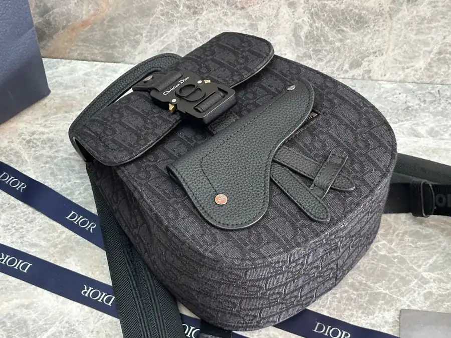 Christian Dior Saddle Shoulder Bag Black Grained Calfskin