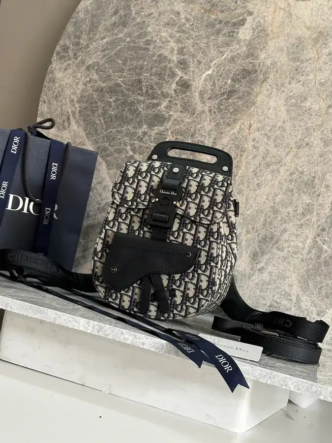 Christian Dior Saddle Shoulder Bag in Grained Calfskin
