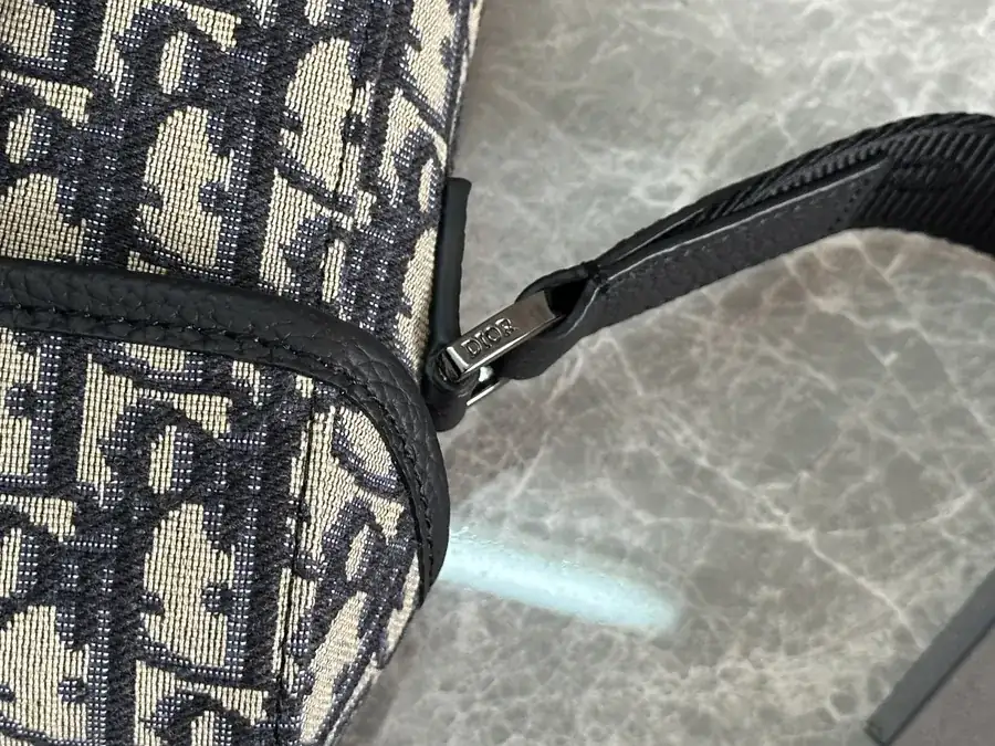 Hit The Road Messenger Bag Mini Size, Modern Style