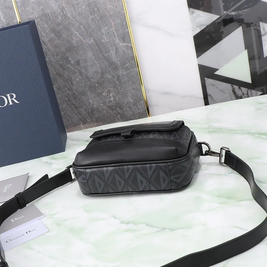 Marc Bohan Diamond Messenger Bag Small Size, Premium Original