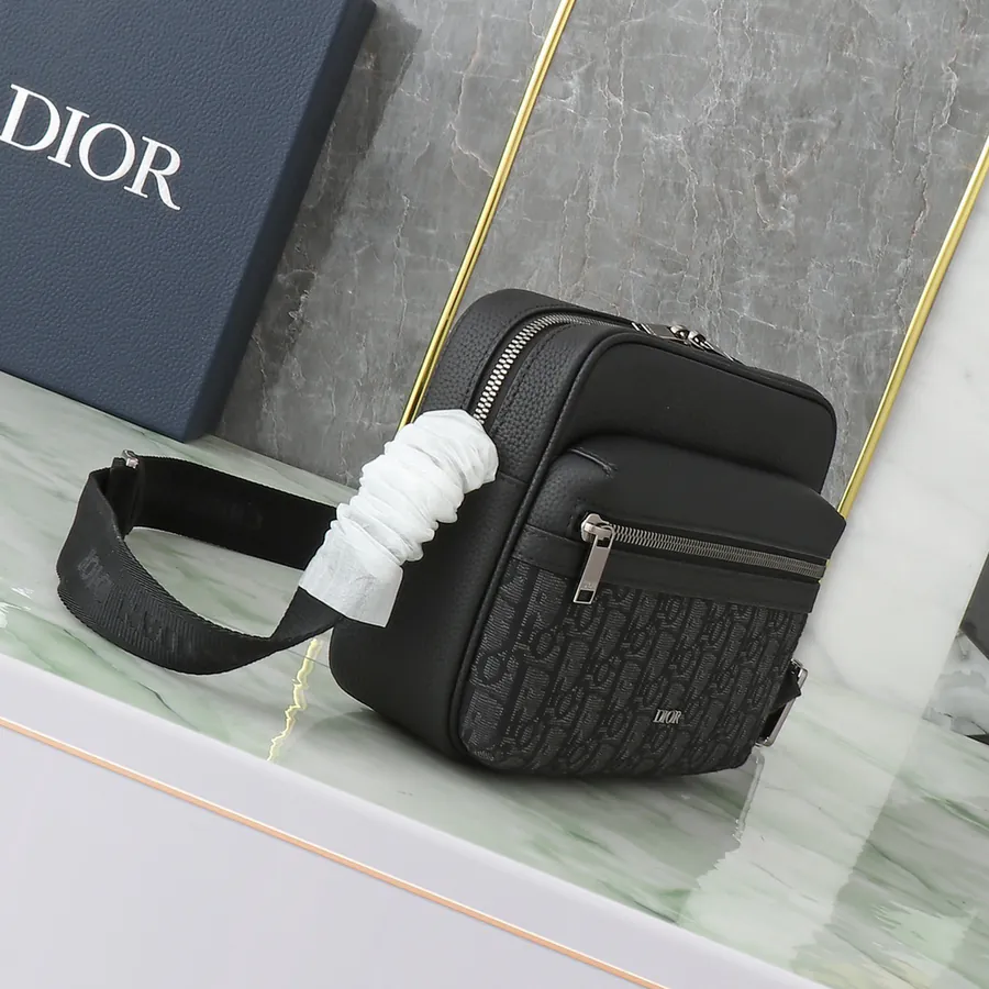 Rider 2.0 Zip Messenger Bag Black Oblique Print