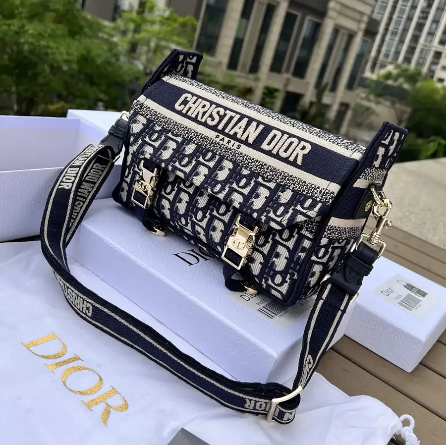 Top Grade P750 Mini Messenger Bag