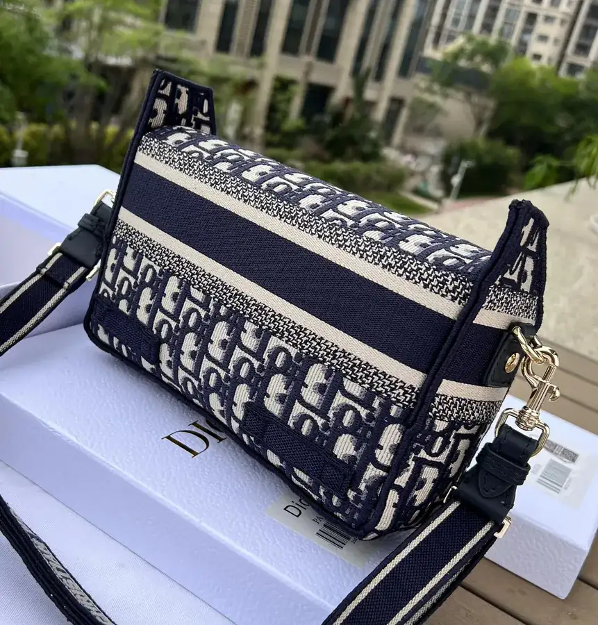 Top Grade P750 Mini Messenger Bag