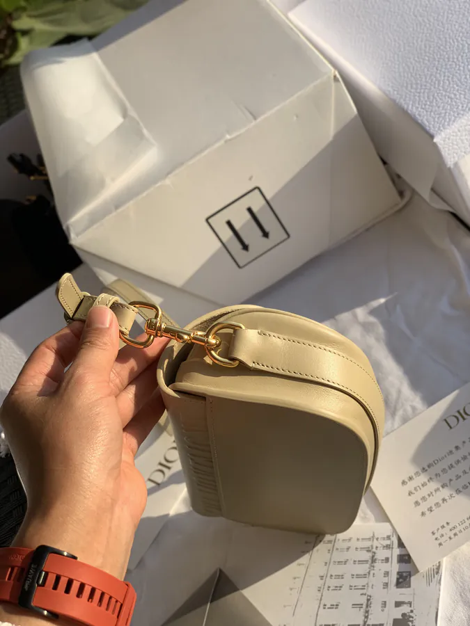 Top Up Version P780 Narrow Crescent Bobby Crossbody Bag