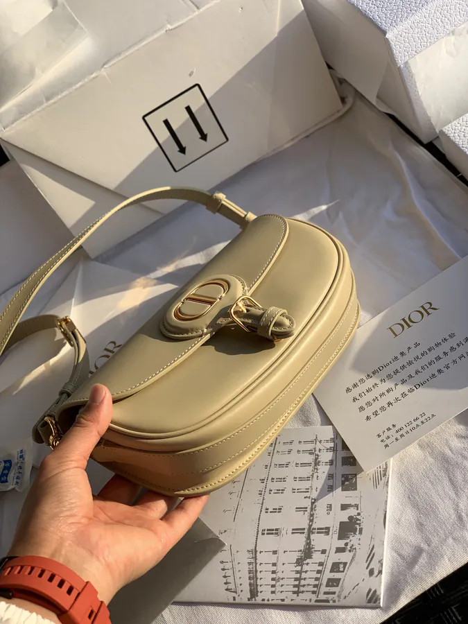 Top Up Version P780 Narrow Crescent Bobby Crossbody Bag