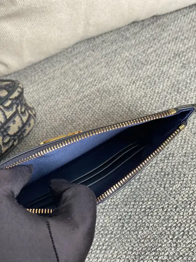 30 Montaigne Hobo Avenue Mini Bag