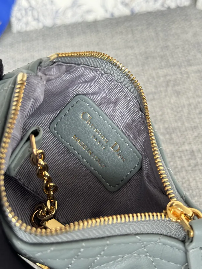 Caro Key Wallet Elegant and Practical