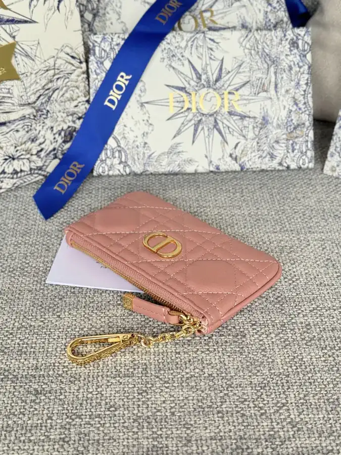 Caro Key Clip Elegant and Practical Mini Wallet
