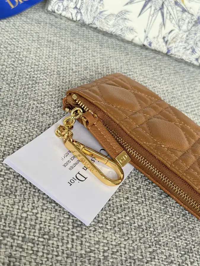 Caro Key Clip Wallet 30 Montaigne Glycine