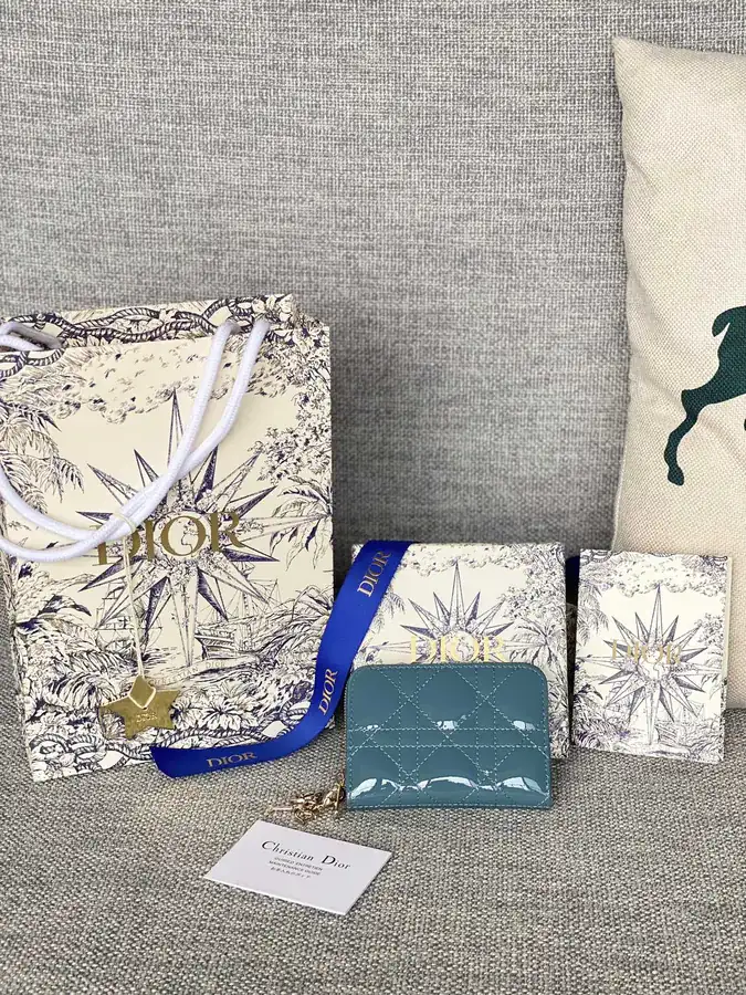 30 Montaigne Voyageur Mini Bag