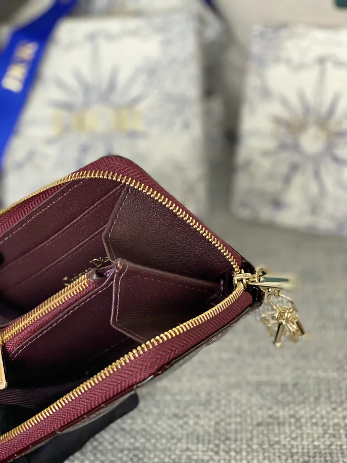 30 Montaigne Voyageur Mini Bag Classic Design, Stylish & Practical