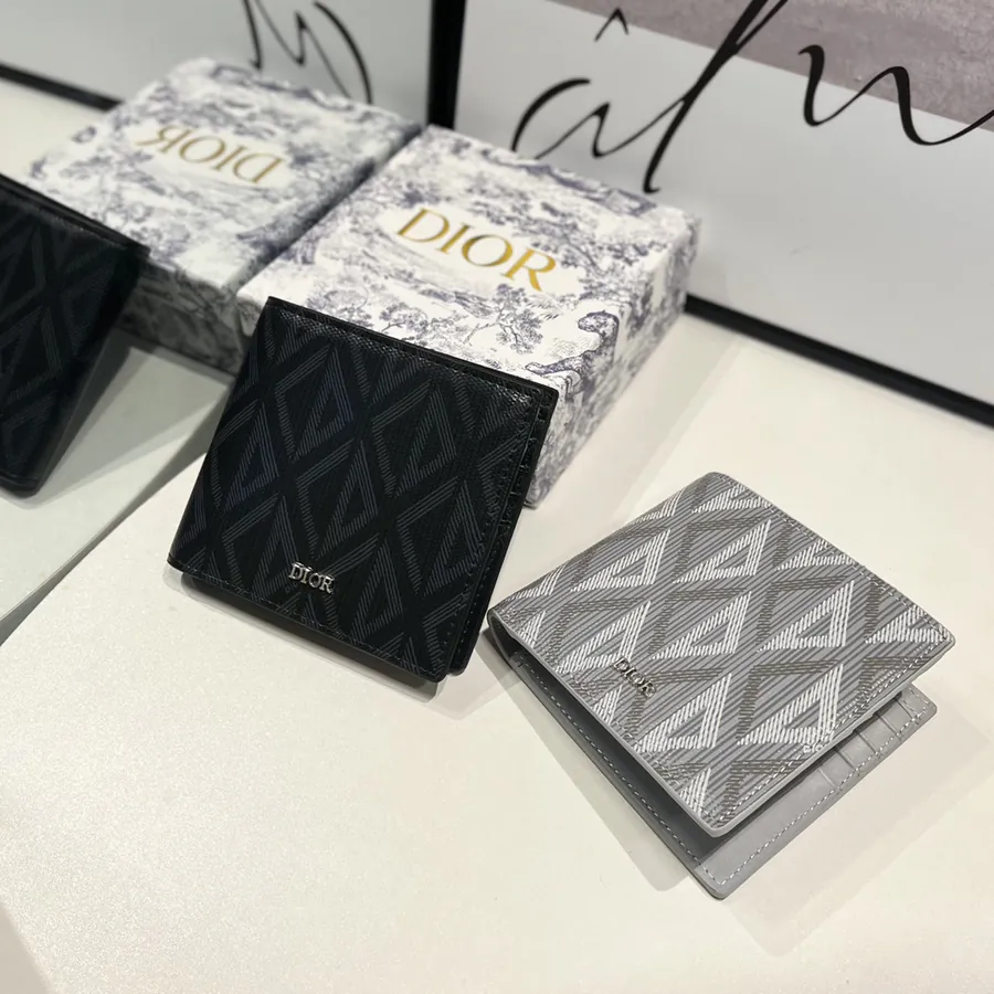 Marc Bohan Wallet with Diamond Pattern